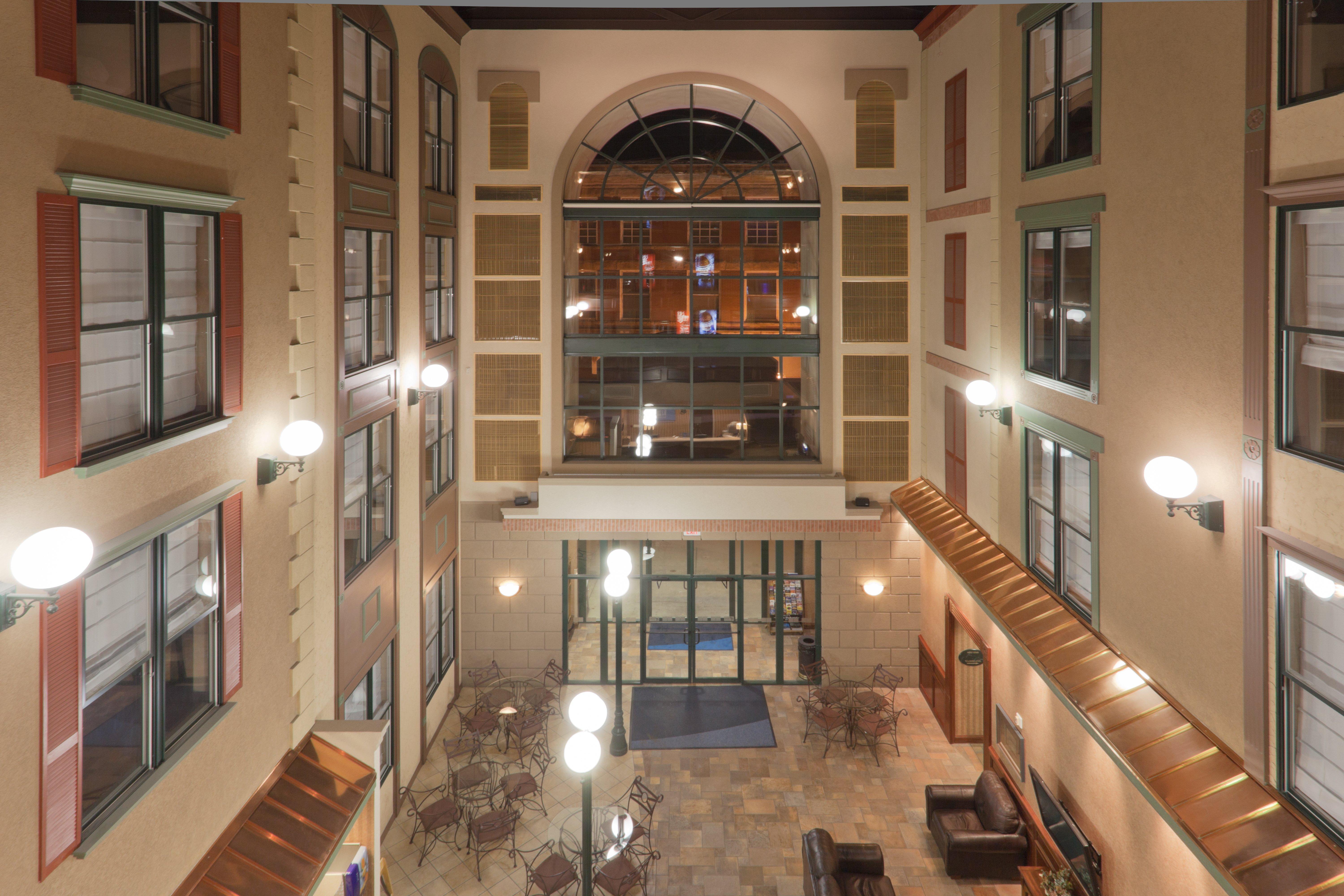 Holiday Inn Express Hotel & Suites Deadwood-Gold Dust Casino, An Ihg Hotel Exterior foto